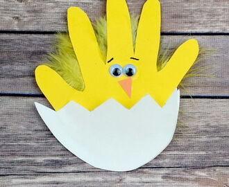 Easter chick handprint card