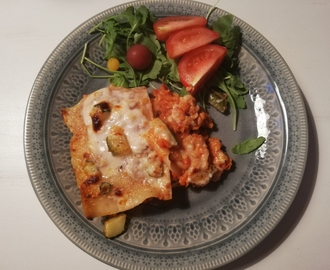 Lasagne med röda linser och zucchini