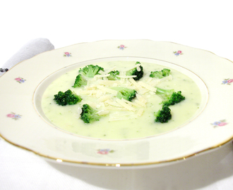 Krämig ost- och broccolisoppa