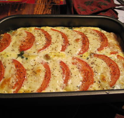 Potatislåda med tomat och mozzarella