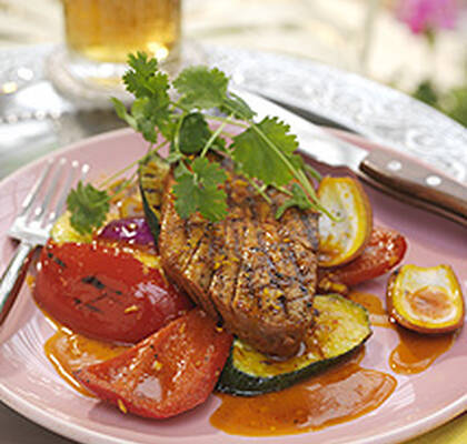 Grillad tonfisk med saffransgrönsaker