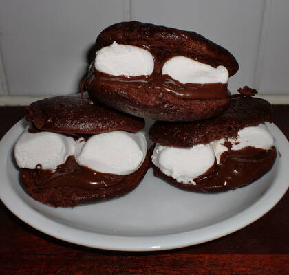 Smore’s whoopie pies