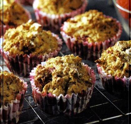 Muffins med äpple och hallon