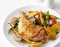 Stekt kyckling med vårgrönsaker