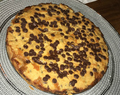 Recept på chocolate chip cookiecake med salt kolagömma