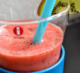 mansikka kiivi smoothie