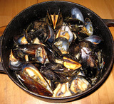 koka musslor i vatten