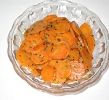 kokta morötter med vitlök