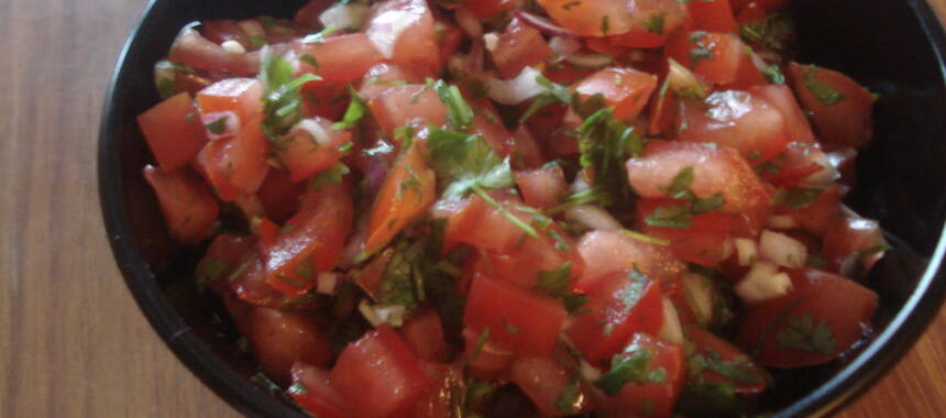 Mexikansk salsa med tomat och koriander