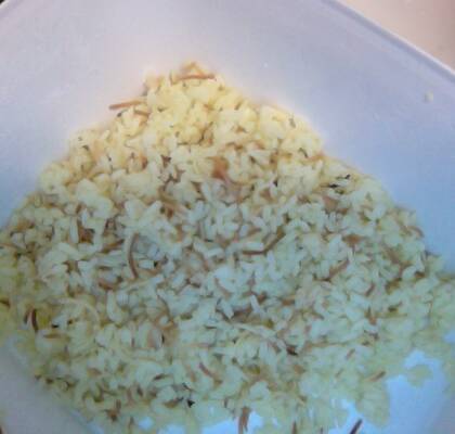 Ris med stekt pasta