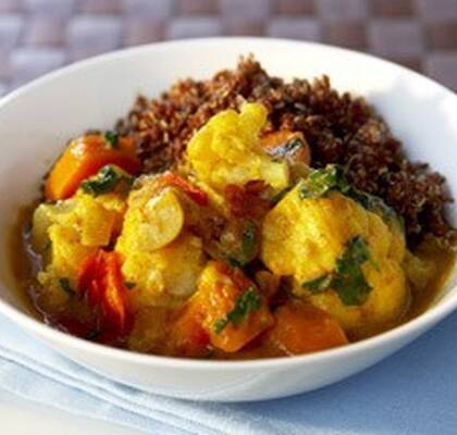 Indisk grönsakscurry med quinoa