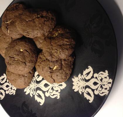 Cookies med bitar av vit choklad!