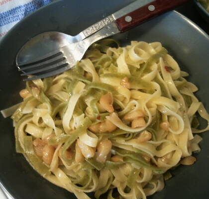 Pasta aglio olio e peperoncino