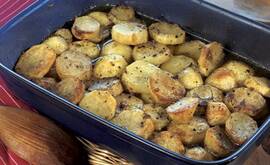Ugnsstekt potatis - Patates fournou ladorigani