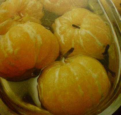 Mandarinsallad med nejlikor