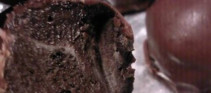 Oreo cheesecake truffles
