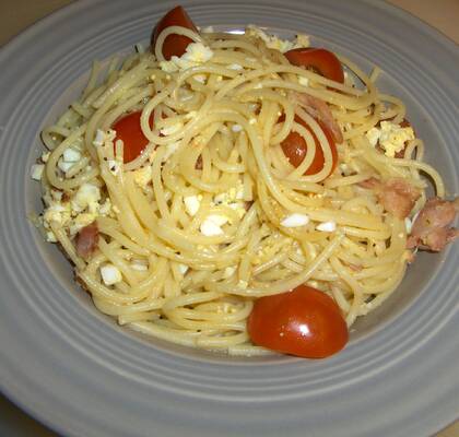 Spaghetti med kokt ägg