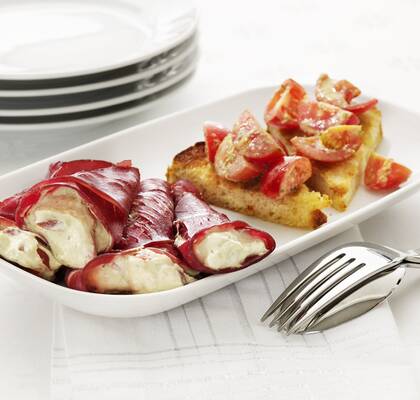 Crostini al pomodorini e pesto - Crostini med körsbärstomater och pesto