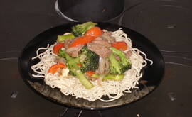 Eijes thailändska wok med färska grönsaker