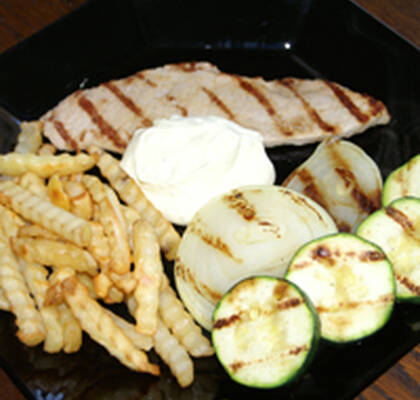 Grillad skinkschnitzel med Tobbes aioli