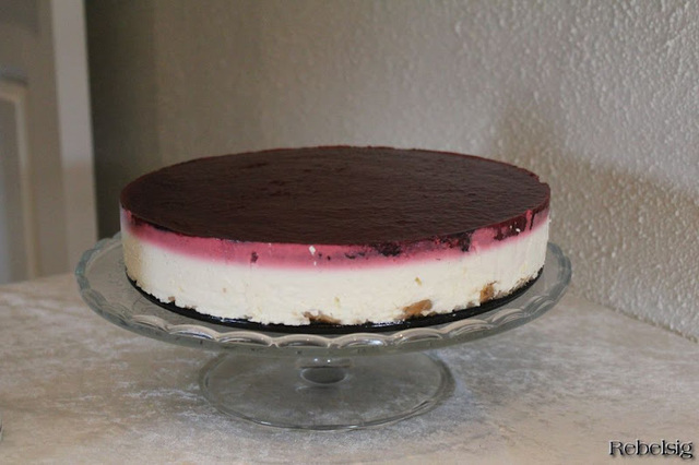Cheesecake med hindbærtop (nem)