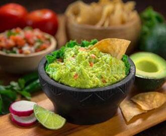 Guacamole - En dejlig og nem mexicansk sideret der kan serveres til alt.