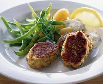 Laksefrikadeller med citron og dild