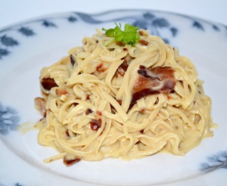 Spaghetti carbonara (med bønnespaghetti og proteiner)