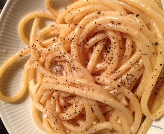 Pasta med ost og smør