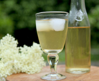 Hyldeblomstsaft  uden sukkerchok