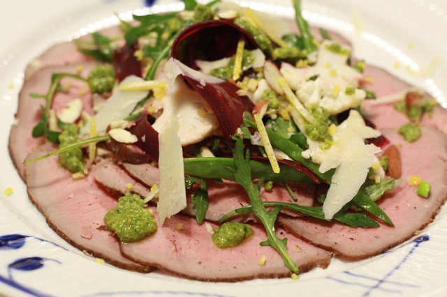 Lækker udnyttelse af rester - Grønkålspesto og fake carpaccio