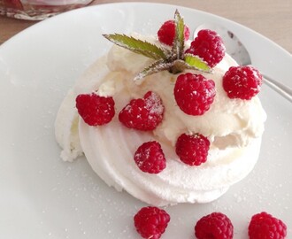 Mini Pavlova