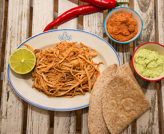 Pulled turkey med kidneybønne dip.