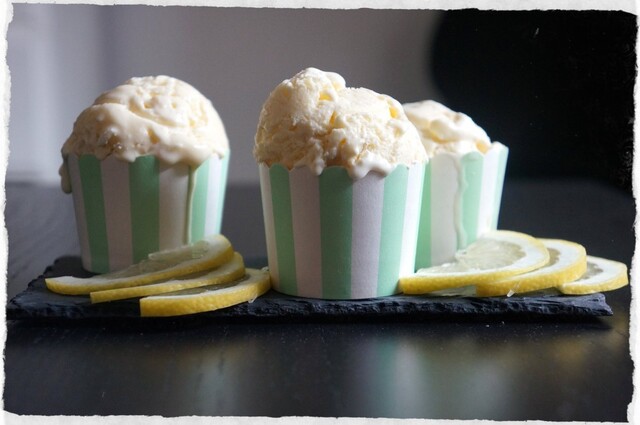 Lemon ice cream with white chocolate chunks –  made without an ice cream machine.