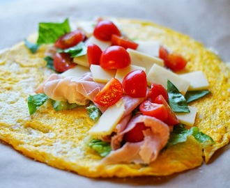 Wrap af æg med emmentaler, skinke og salat - Glutenfri