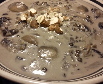 Champignon suppe med sorte linser og kokosmælk