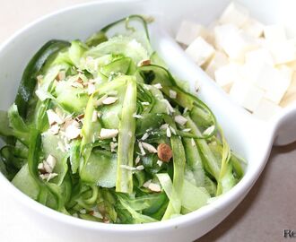 Asparges/agurk-salat med fetatern