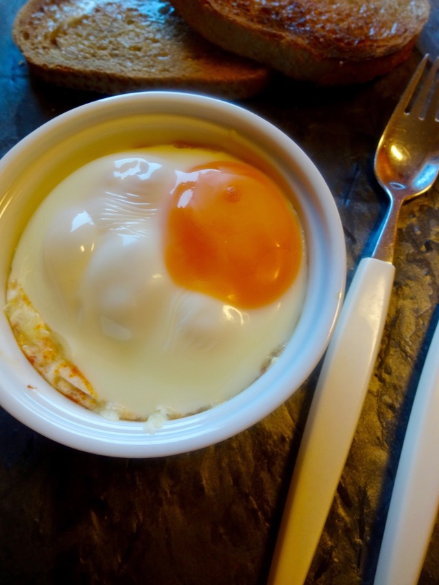 Egg cocotte med HOT tomatsaus ♫♫