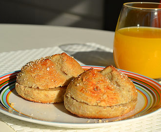 Opskrift På Grove Brunchboller