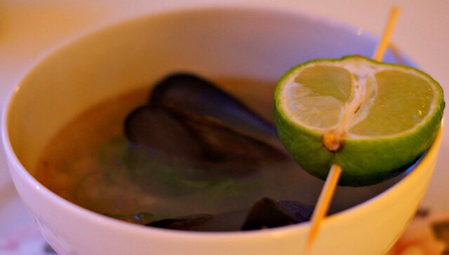 Muslingesuppe med sesamolie, fennikel og lime - "Dukan "style"