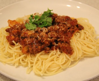 Mariu's Spaghetti with Meat Sauce