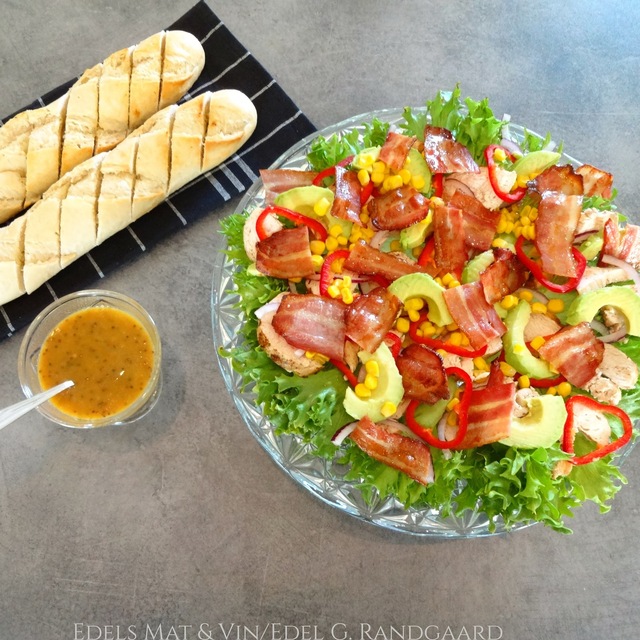 Kyllingsalat med bacon ✿