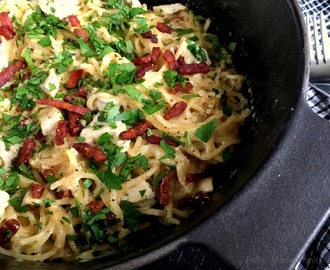 One pot pasta med kylling og bacon…