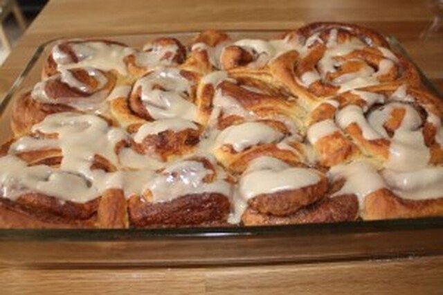 Kanelsnegle – Cinnamon rolls