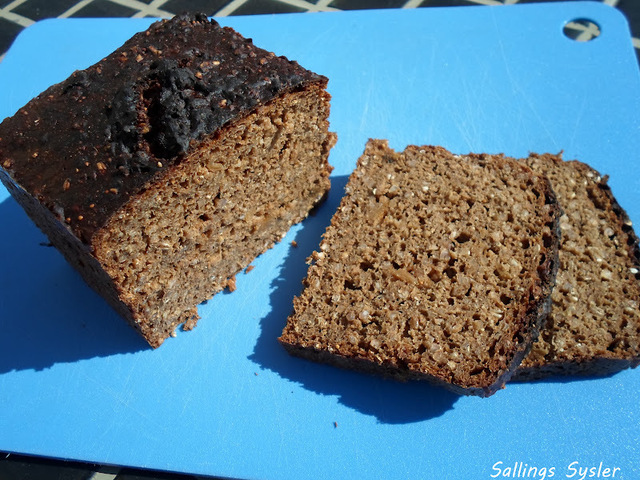 RUGBRØD MED ET TWIST