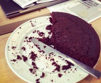verdens bedste plain chokoladekage (uden fis, det er den bedste!)