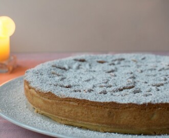 Traditionel italiensk dessert – torta della nonna