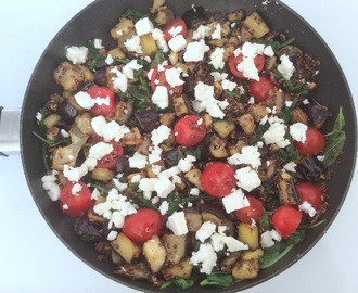 Pandemad med quinoa, aubergine, tomat og feta