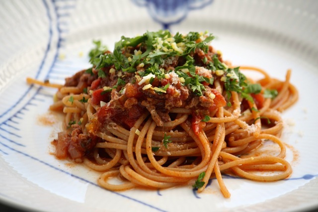 Spaghetti med kødsauce