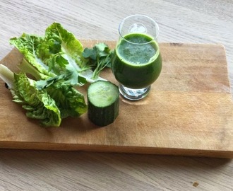 Grøn juice - en sund og billig start på dagen!